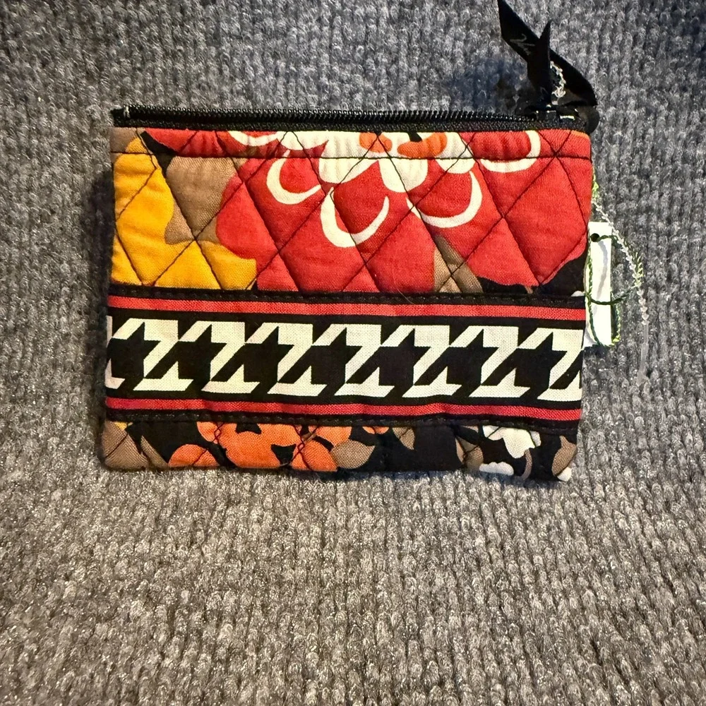 Vera Bradley Coin Wallet Bittersweet Floral Zip Closure‎ Quilted Hippie Boho - Picture 2 of 5